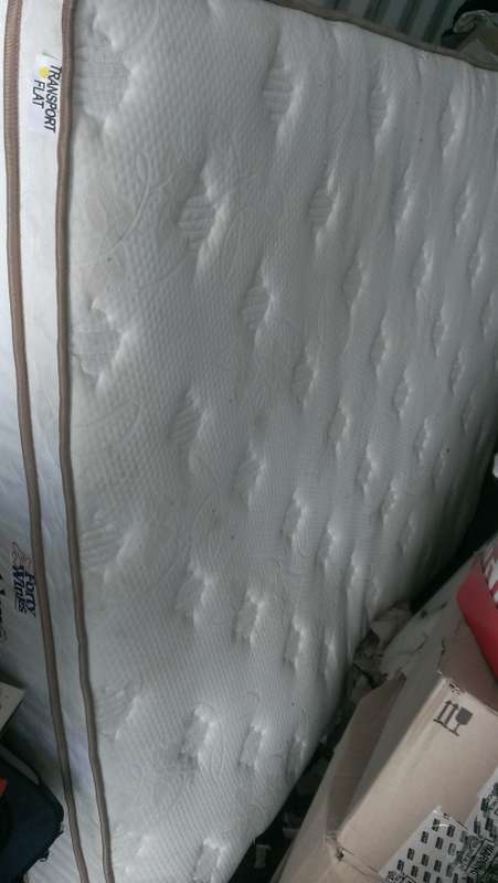 FortyWinks Queen Size Pocket Mattress