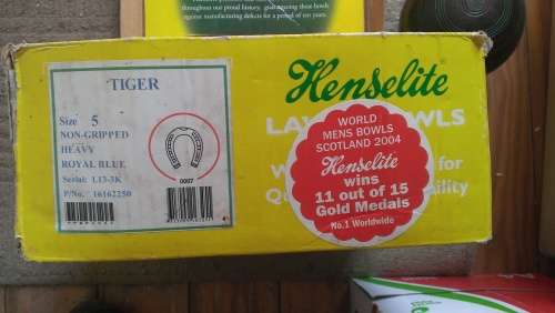 4 Lawn Bowls in Box