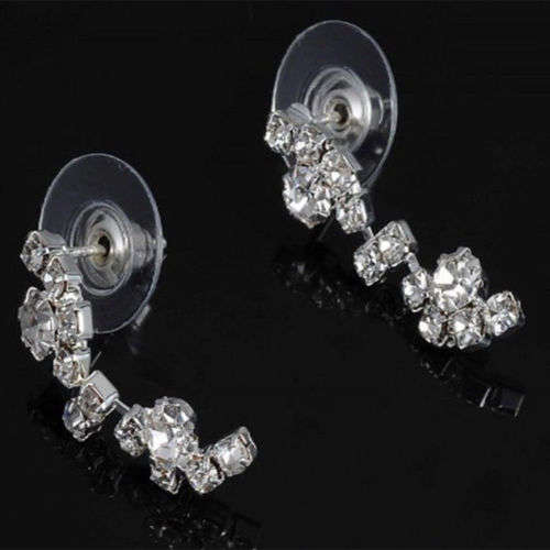 Elegant Crystal Necklace and Earrings Set
