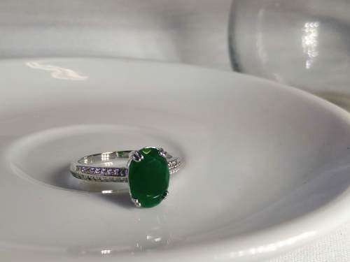 Elegant Silver Gaia Ring