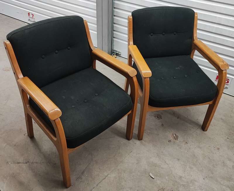 2 magnificent office chairs