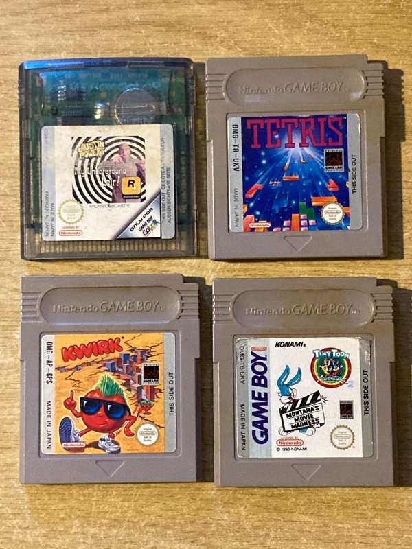 Lot of 4 Game Boy Game Paks
