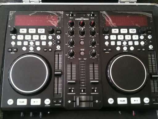 AMERICAN DJ MIDI CONTROLLER + FREE FLIGHT CASE