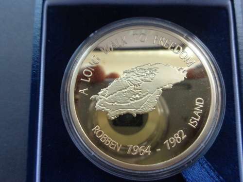 NELSON MANDELA Special Gold  Plated Coin with signature  and Robben Island on reverse