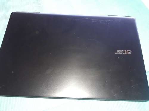 Acer Travelmate P256 Intel Core i5 1.7 GHz - Intel HD Graphics 4400 Laptop - please read first!
