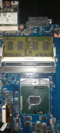 2 x Laptops:  Toshiba Satellite C850 i5  and  HP TPN I105 Core i5 3230M Selling for Parts