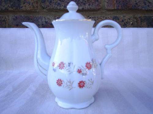 Teapot - Flowers "Make me an offer I can not refuse"!!!