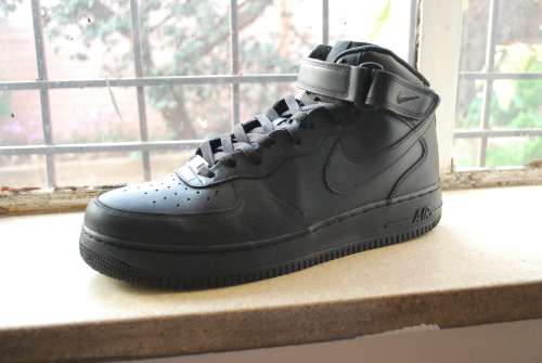 Nike Air Force 1 - Mid '07 - Black - Size 11 (UK)