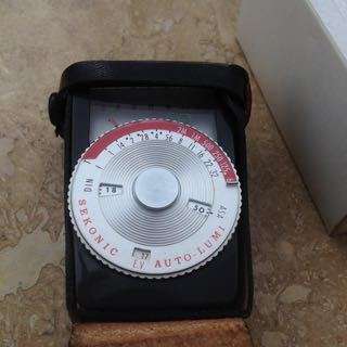 sekonic auto lumi light meter
