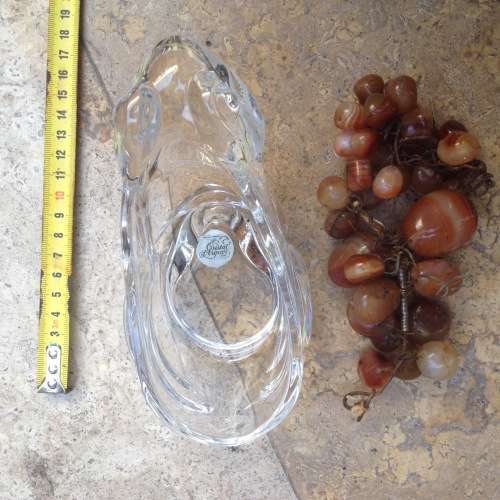 Cristal D Arques frog bowl with precious stone grapes