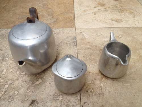 vintage  New Maid retro  Picquot Ware 3 piece tea set