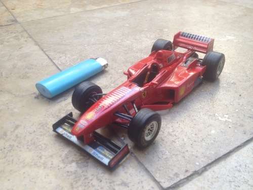 Burago Ferrari F300 , scale 1-24
