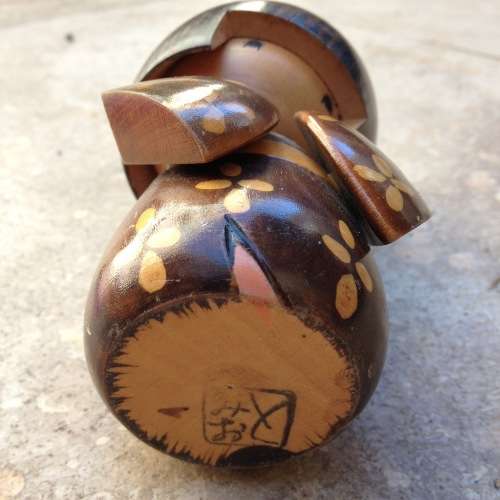 vintage kokeshi doll
