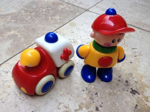 tolo toy pair