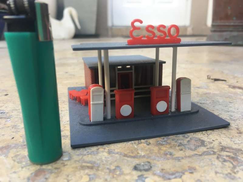 vintage train rail set esso service station building to scale PVC