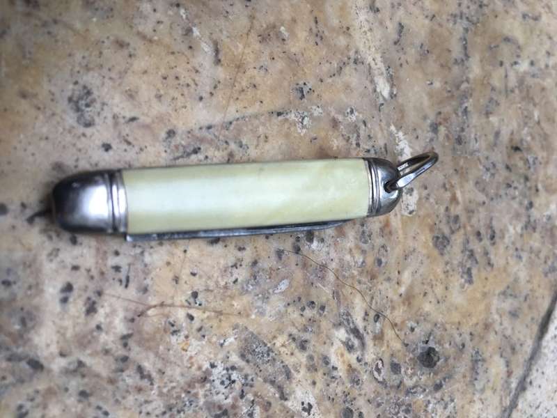 aguiole arbalete , g david box with vintage Richards miniature knife