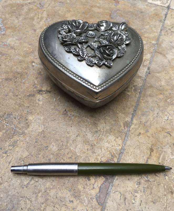 heart shaped rose princess jewelery box