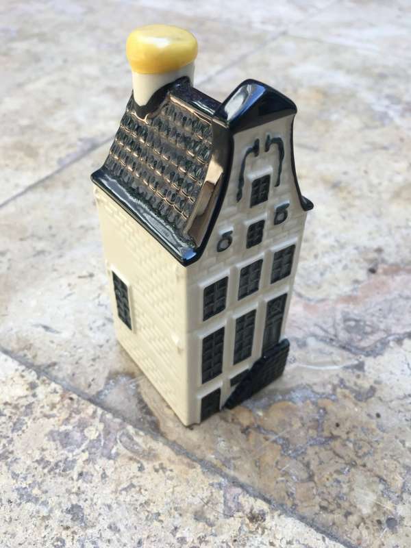 BLUE DELFT'S KLM BOLS HOUSE (NO 9)