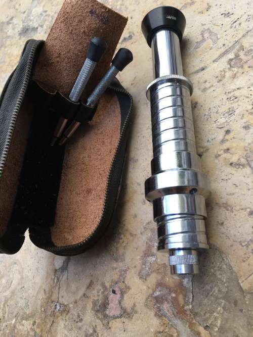 VINTAGE H O C POCKET MICROSCOPE JAPAN 20 - 70X ORIGINAL CASE