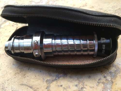 VINTAGE H O C POCKET MICROSCOPE JAPAN 20 - 70X ORIGINAL CASE