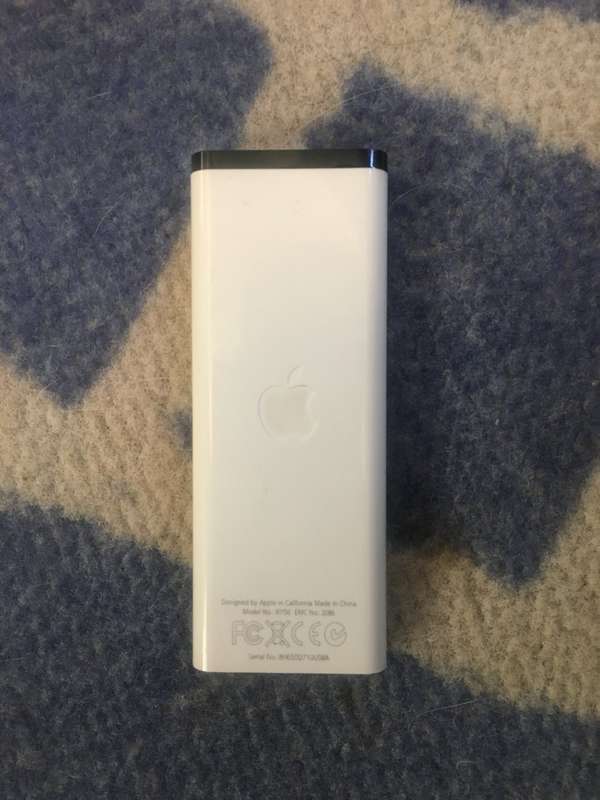 apple tv remote,  works on 4th Generation too