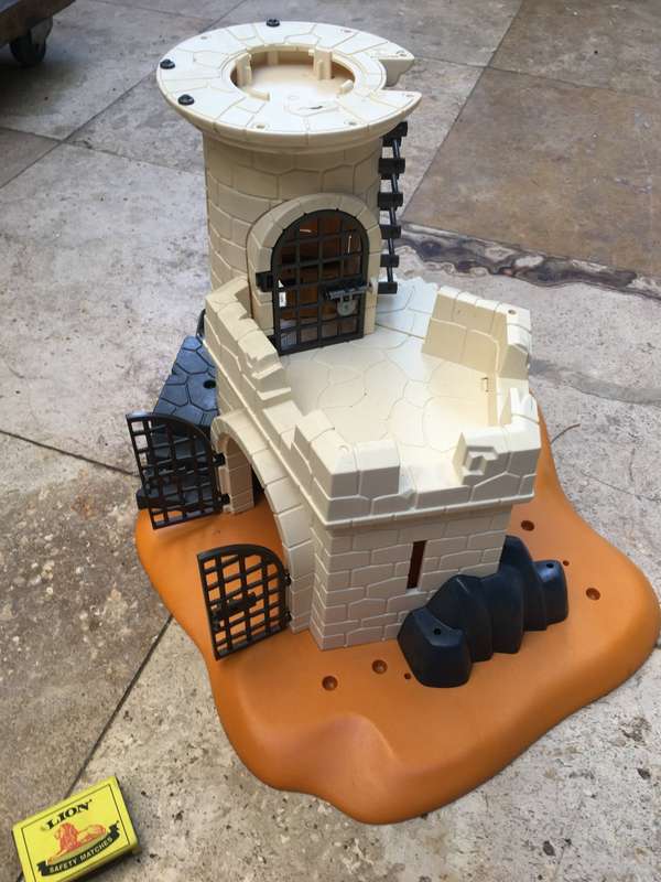 Playmobil 2007 Geobra Medieval Castle/Pirate Castle Play Set
