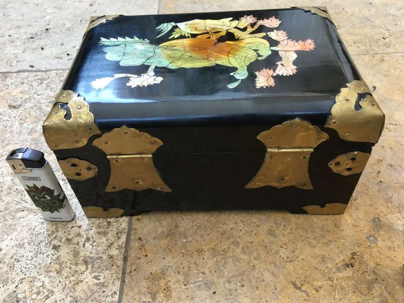 vintage  Chinese jewellery box inlaid laquered with latch brass fittings