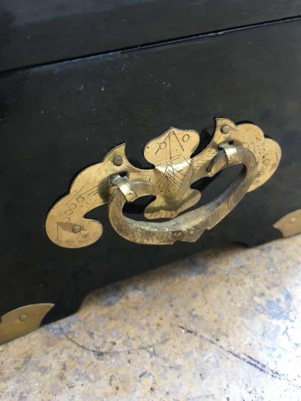 vintage  Chinese jewellery box inlaid laquered with latch brass fittings