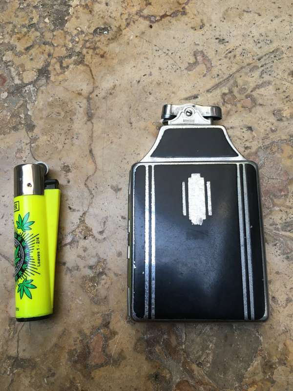 vintage Ronson  mastercase lighter , with cigarette holder