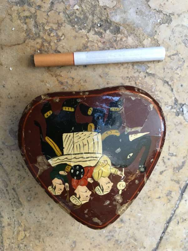 paper mache Syed Ali and Co brothers India heart shape Kashmir trinket box
