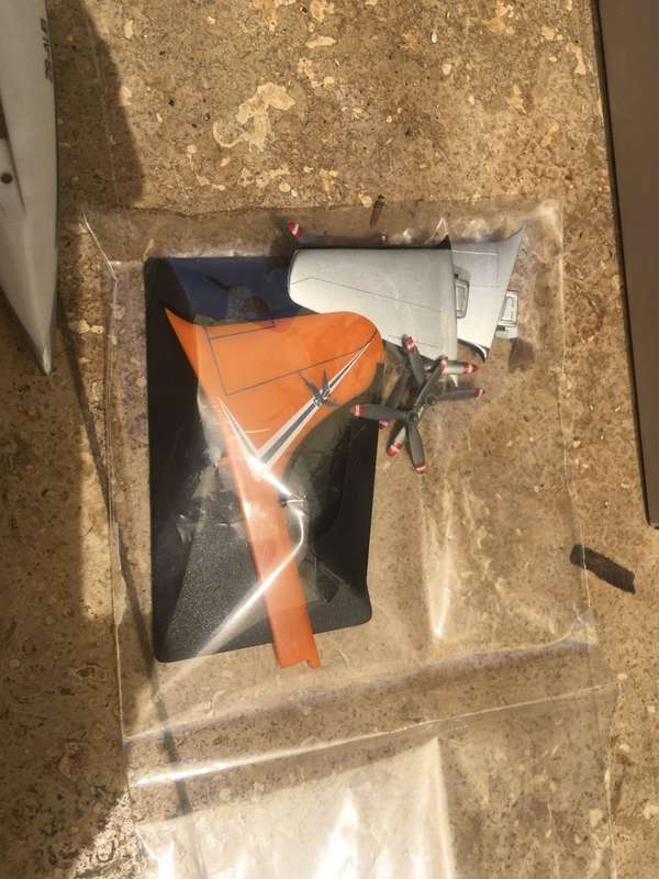 SAA museum Douglas DC -4 Skymaster ZS - AUB "Outeniqua" pvc model plane, airplane with stand