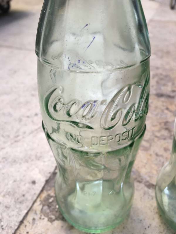 vintage ebony wood coke bottle sculpture with pair of coke glass pre deposit Coke 250 mm