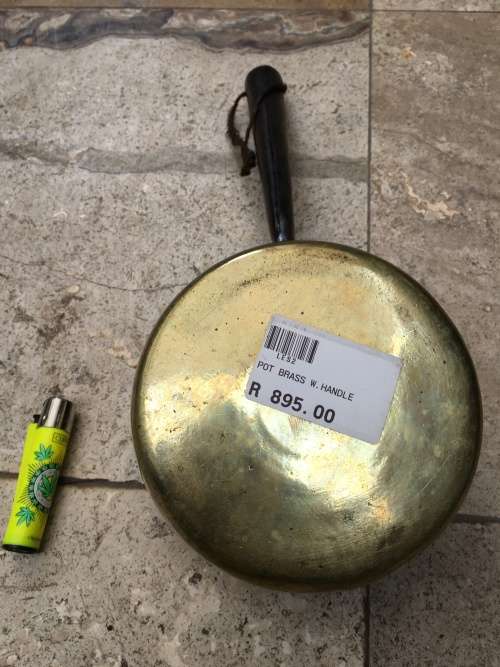 vintage heavy brass pot pan with metal handle , COUNTRY KITCHEN