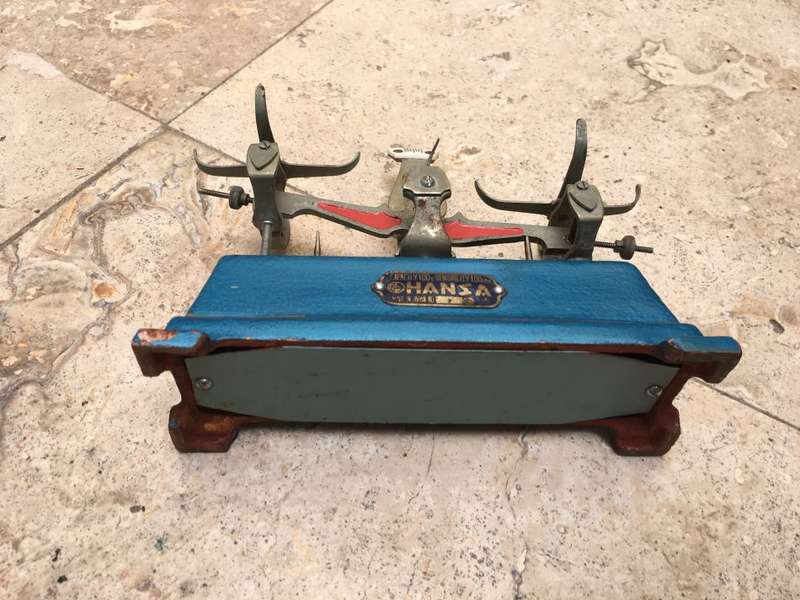 vintage Hansa 100g scale made in Japan