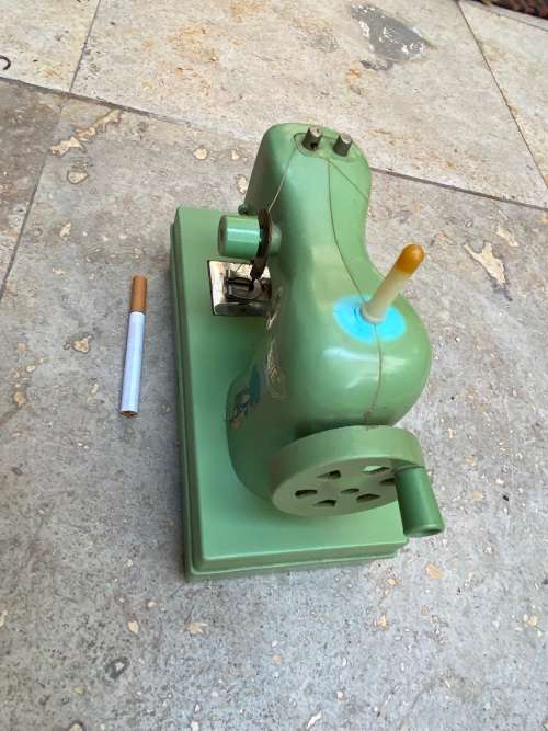 vintage holly hobbie sewing machine