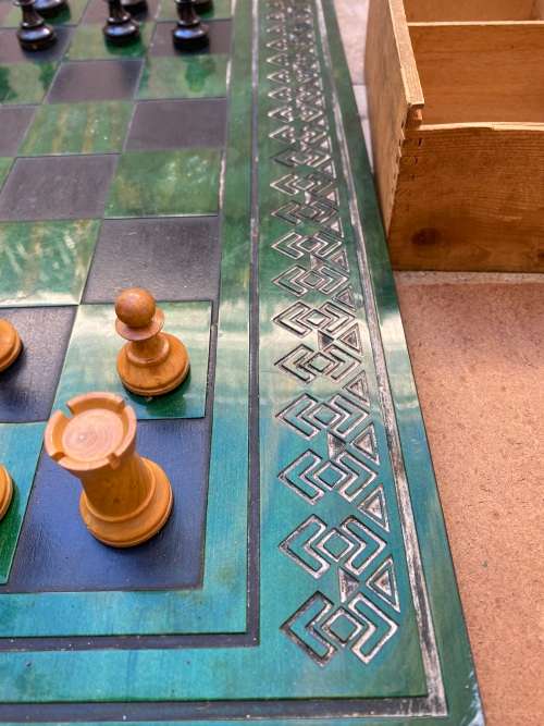 vintage chess set wooden pieces