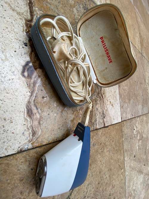 vintage philips philishave sc7920 in case , works