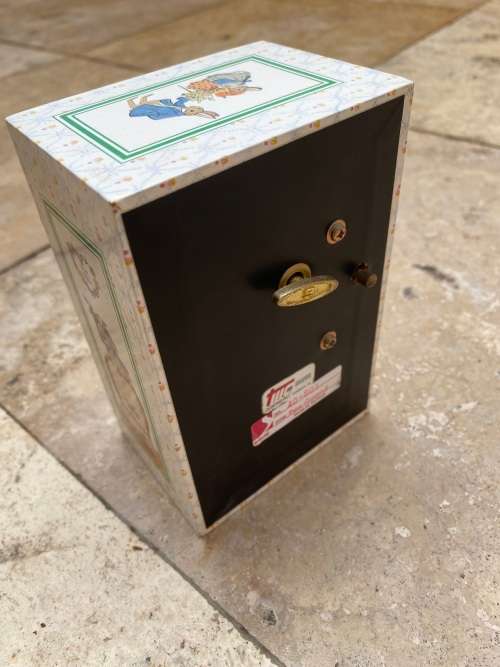 vintage little grey rabbit music dancing wind up box by Sankyo
