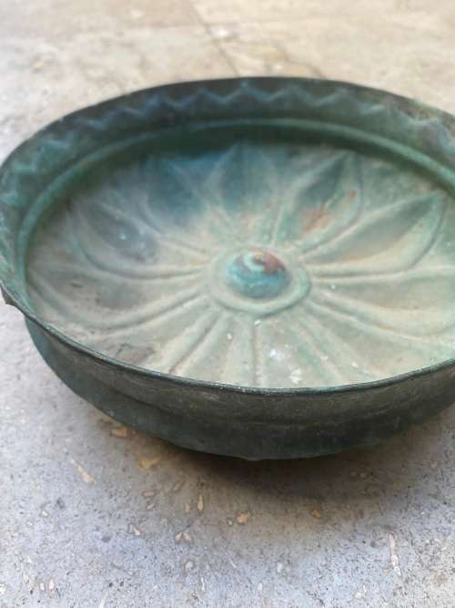 Antique Vintage brass Victorian Jelly Cake Mold  Sun Flower Brass