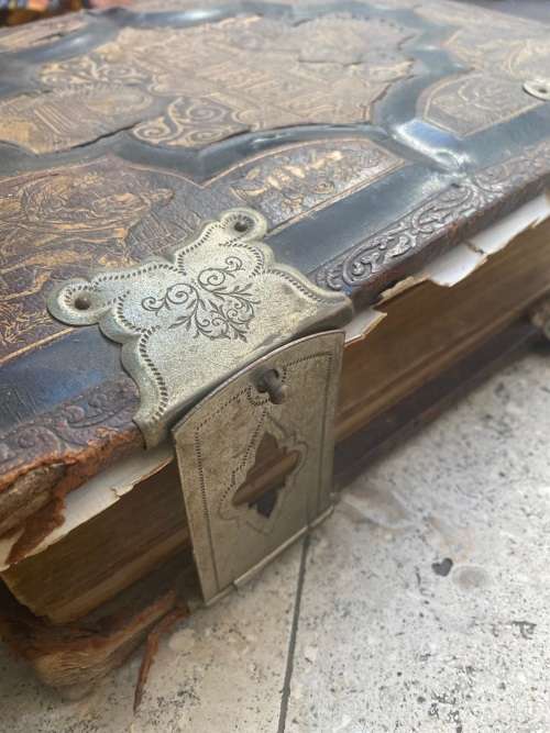 antique vintage extra large old  Holy bible 1910 with metal hinges