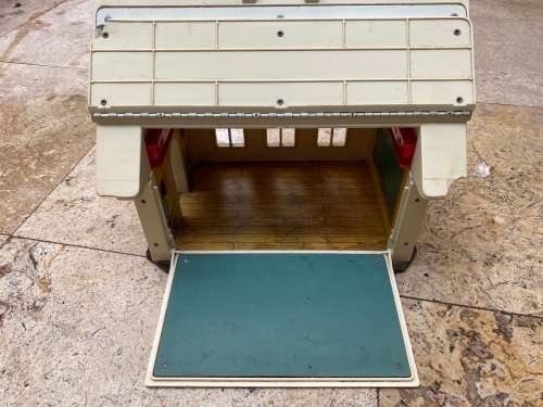 vintage fisher price play family school no 923 year 1971 USA tlc