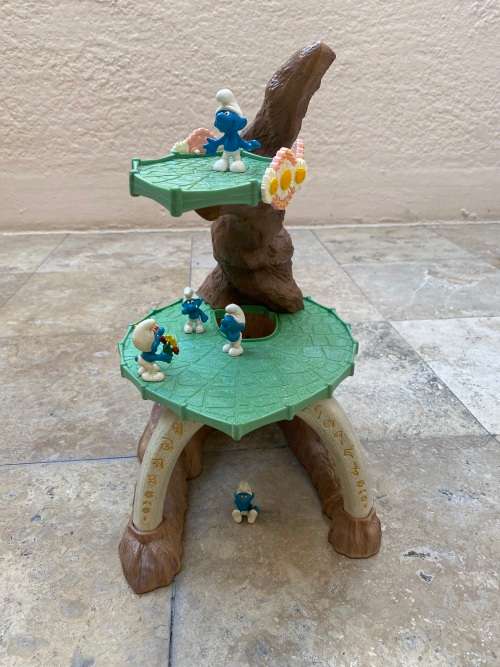 vintage Peyo smurf lot of 5 with Rare Schleich Am Limos 69 display play tree