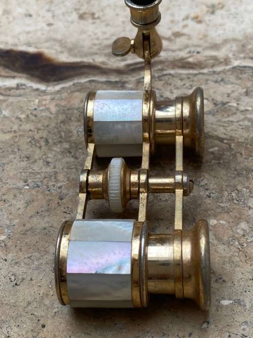 vintage Mignon opera glasses mother of pearl 2.5x Japan