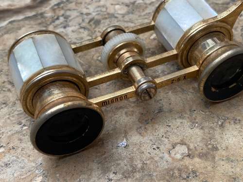vintage Mignon opera glasses mother of pearl 2.5x Japan