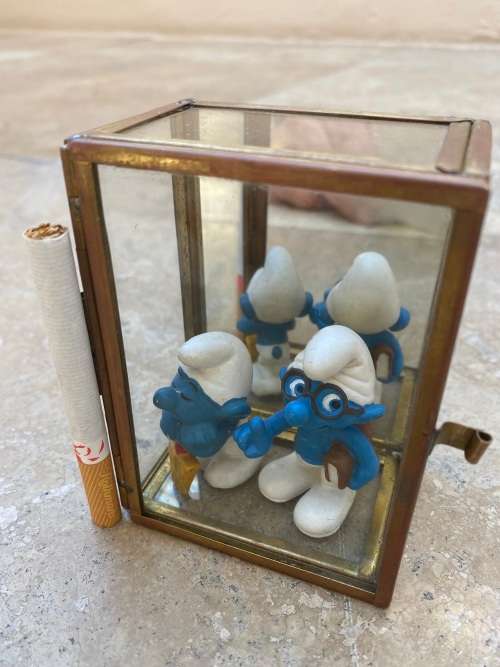 vintage peyo smurf pair digger book smurfs brass in glass mirror back display case box