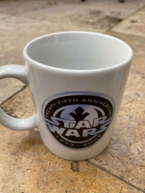 vintage STAR WARS 25TH ANNIVERSARY RARE COFFEE MUG pair of two (1977-2002) MADE IN SPAIN EUC