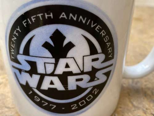 vintage STAR WARS 25TH ANNIVERSARY RARE COFFEE MUG pair of two (1977-2002) MADE IN SPAIN EUC