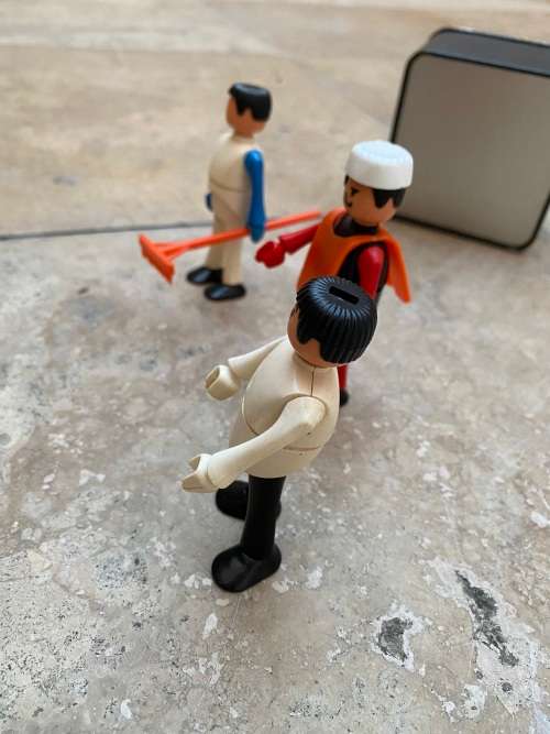vintage 1977 Mettoy figures play craft busy bodies lot of three people with train track support