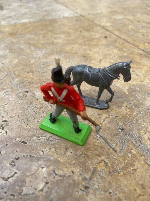 vintage deetail british soldier with lead horse