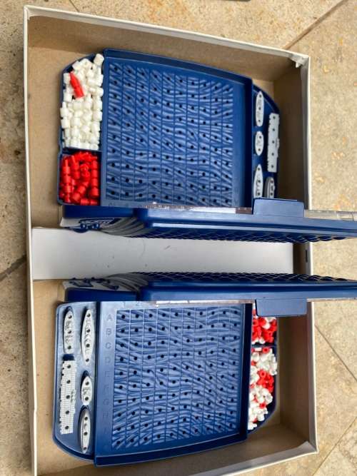 milton bradley vintage Battleship board game  2002 made in USA hasbro